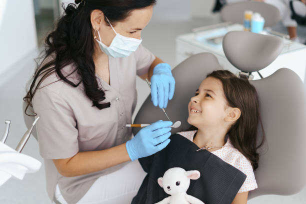 Best Urgent Tooth Repair  in Pinckney, MI